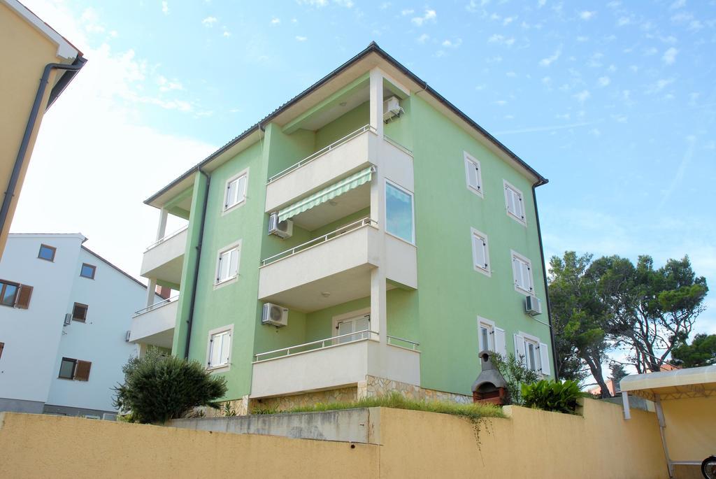 Apartments Green Village Premantura Exteriör bild