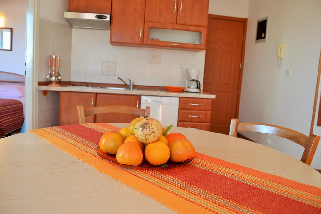 Apartments Green Village Premantura Rum bild
